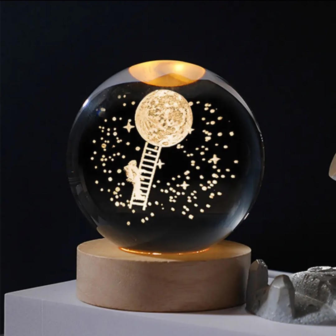 Veladora Bola de Cristal Base de Madera Modelo Astronauta Escalera a Luna